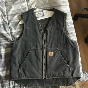 Carhartt vest. Never worn.